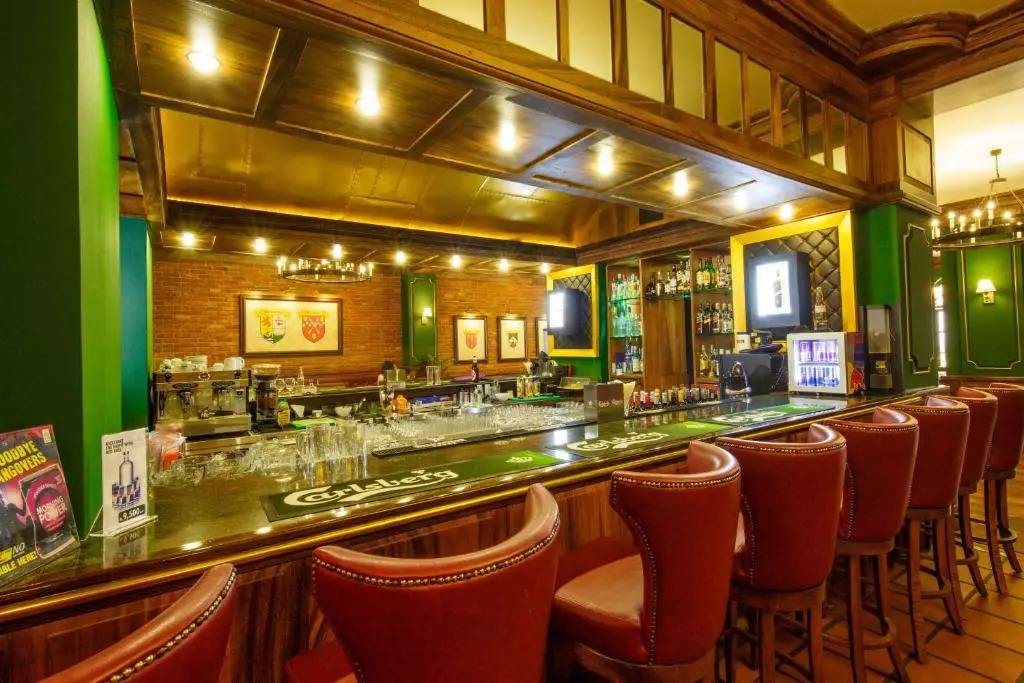 بار هتل استیورت بای سیتروس